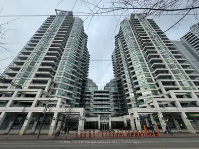 Condo Apartment in Toronto