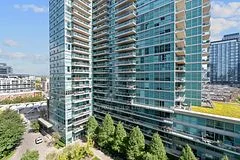 50 Lynn Williams Street 902, Toronto C01, ON M6K 3R9