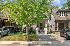 136 St Clements Avenue, Toronto C03, ON M4R 1H2
