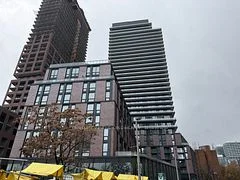 35 Parliament Street 912, Toronto C08, ON M5A 0Z5