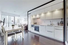 15 Grenville Street 3706, Toronto C01, ON M4Y 0B9