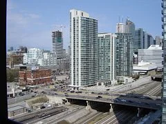 25 Capreol Court 1902, Toronto C01, ON M5V 3Z7