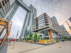 15 Iceboat Terrace 1211, Toronto C01, ON M5V 4A5