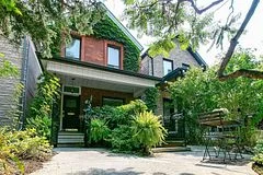 529 Crawford Street Upper, Toronto C01, ON M6G 3J9