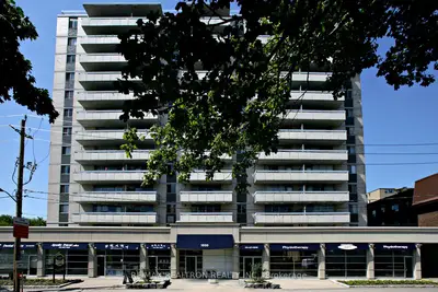 Condo Apartment in Toronto
