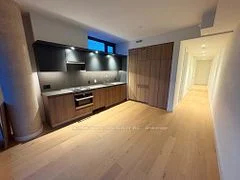 81 Wellesley Street E 1607, Toronto C08, ON M4Y 0C5