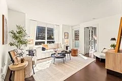 761 Bay Street 605, Toronto C01, ON M5G 2R2