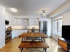 Condo Townhouse in Toronto