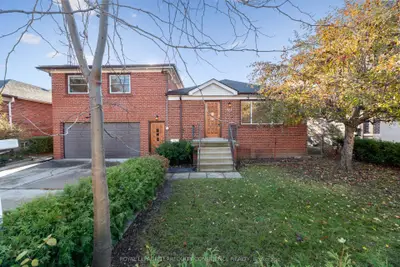 377 Horsham Avenue, Toronto C07, ON M2R 1H1