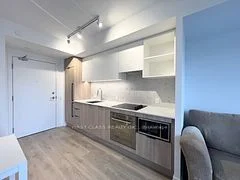 82 Dalhousie Street 4106, Toronto C08, ON M5B 0C5