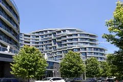 1 Edgewater Drive 313, Toronto C08, ON M5A 1B9