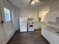 132 Dundas Street E 2nd Flr, Toronto C08, ON M5B 1E2