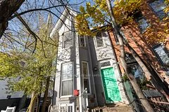 84 Shaftesbury Avenue, Toronto C09, ON M4T 1A5