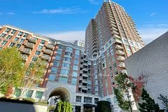 38 Avenue Road 1201, Toronto C02, ON M5R 2G2