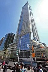 1 Bloor Street E 3512, Toronto C08, On M4w 1a9