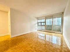 33 Isabella Street 2110, Toronto C08, ON M4Y 2P7