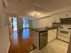 801 Bay Street 902, Toronto C01, ON M5S 1Y9