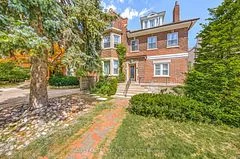 11 Parkwood Avenue Lower, Toronto C02, ON M4V 2W9