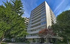 581 Avenue Rd Road 501, Toronto C02, On M4v 2k4