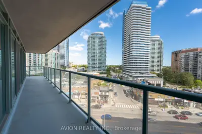 Condo Apartment in Toronto