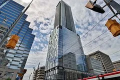 488 University Avenue 2402, Toronto C01, ON M5G 0C1