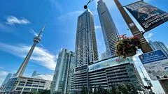 3 Concord Cityplace Way 7105, Toronto C01, ON M5V 0X4