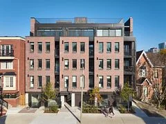 41 River Street 102, Toronto C08, ON M5A 3P1
