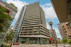 38 Iannuzzi Street 642, Toronto C01, ON M5V 0S2