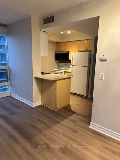 763 Bay Street 3012, Toronto C01, ON M5G 2R3