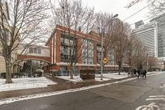 11 Soho Street 402, Toronto C01, ON M5T 3L7