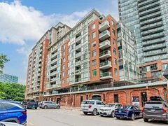 Condo Apartment in Toronto