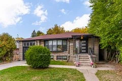 208 Betty Ann Drive Lower B, Toronto C07, ON M2R 1A7