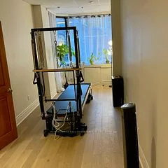 80 Scollard Street W Lower, Toronto C02, On M5r 1g2