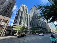 750 Bay Street 2705, Toronto C01, ON M5G 1N6