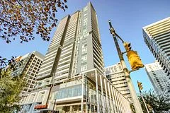 225 Sumach Street 1702, Toronto C08, On M5a 0p8