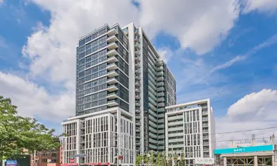 Condo Apartment in Toronto