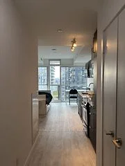 290 Adelaide Street W 2803, Toronto C01, ON M5V 0P3