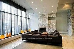 8 Charlotte Street 2003, Toronto C01, ON M5V 3P7