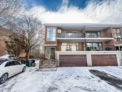 Upper Level in Toronto