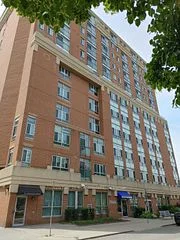 15 Maplewood Avenue 1109, Toronto C03, ON M6C 4B4
