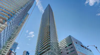 832 Bay Street 908, Toronto C01, ON M5S 1Z6