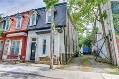 17 Rebecca Street, Toronto C01, ON M6J 1K8