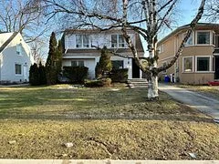 9 Roycrest Avenue Room, Toronto C07, ON M2N 1R1