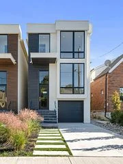 683 Glencairn Avenue, Toronto C04, On M6b 1z8