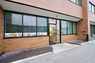 40 Wynford Drive N 111, Toronto C13, On M3c 1j5