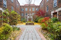 480 Oriole Parkway 308, Toronto C03, ON M5P 2H8