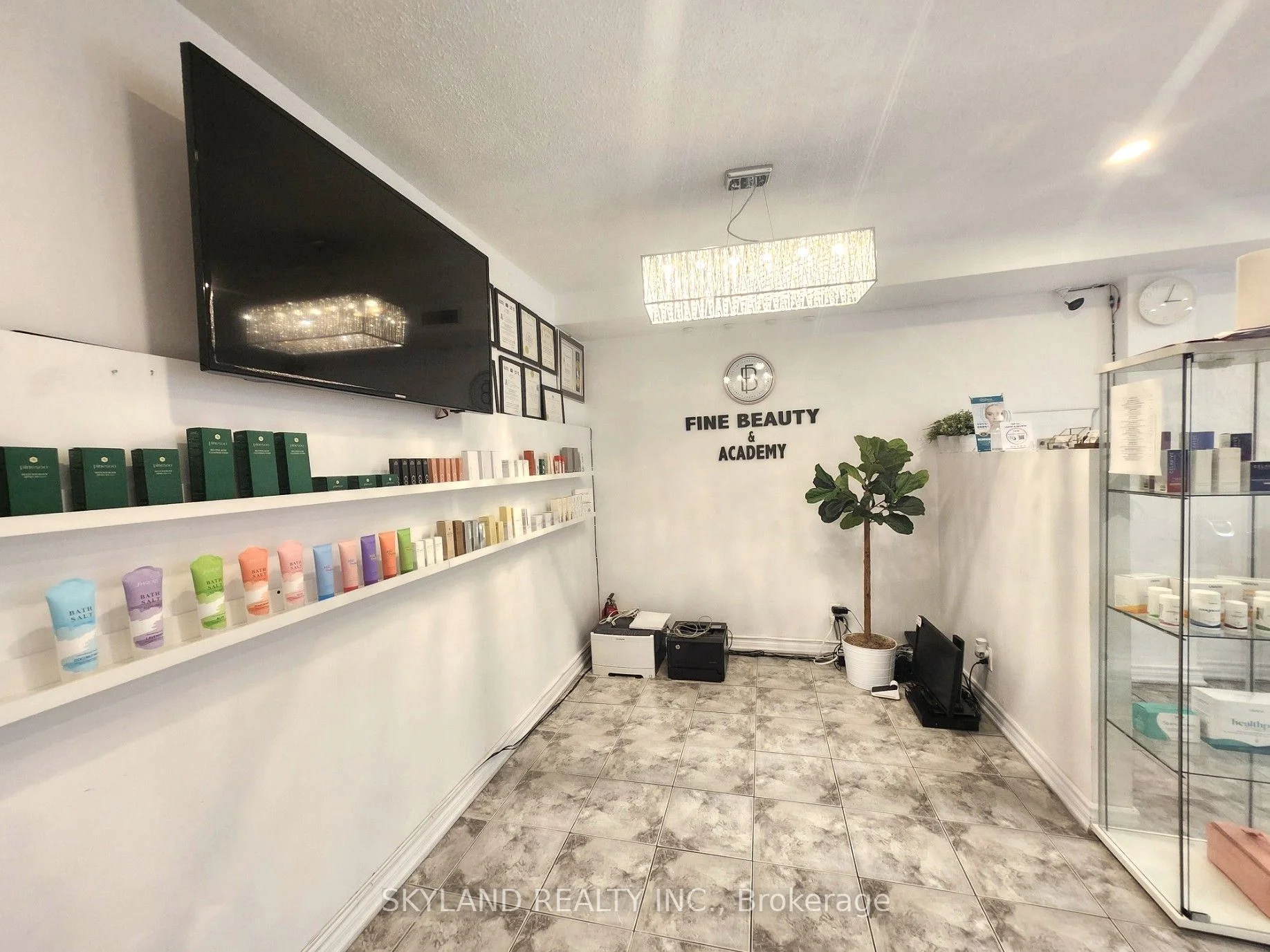 6006a Yonge Street, Toronto C07, On M2m 3v9