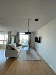 18 Yonge Street 2705, Toronto C01, ON M5E 1Z8