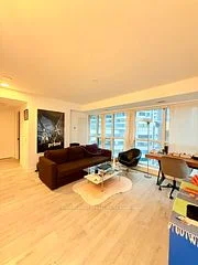 327 King Street 1107, Toronto C01, ON M5V 0W7