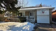 154 Shaftesbury Street Main, Toronto C06, ON M3H 5M4
